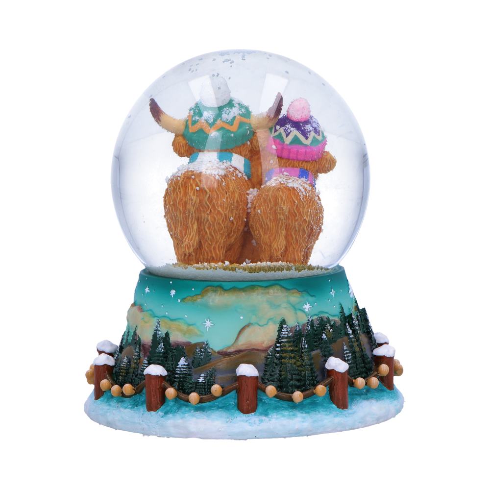 Winter Highland Cow Snow Globe 13.7cm - Image 4