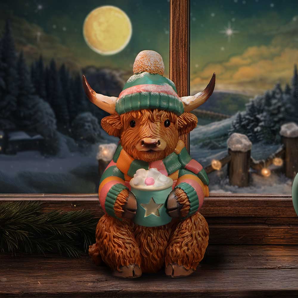 Winter Highland Cow Hot Cocoa Figurine 12.3cm - Image 5