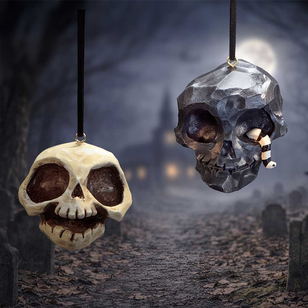 Grim and Grin Hanging Ornaments (Set of 2) 5.2cm - Image 5