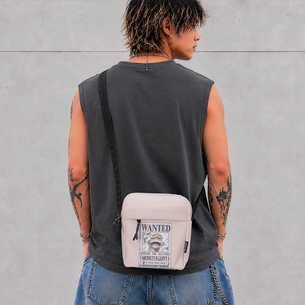 One Piece Luffy Wanted Poster Crossbody Bag 22.8cm - Image 5