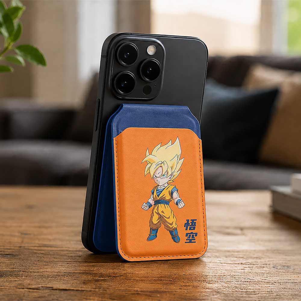 Dragon Ball Z Super Saiyan Goku Magsafe Card Holder 10.2cm - Image 5