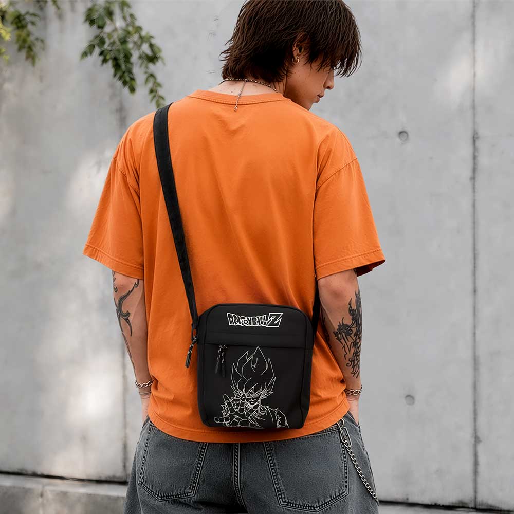 Dragon Ball Z Super Saiyan Goku Crossbody Bag 22.8cm - Image 5